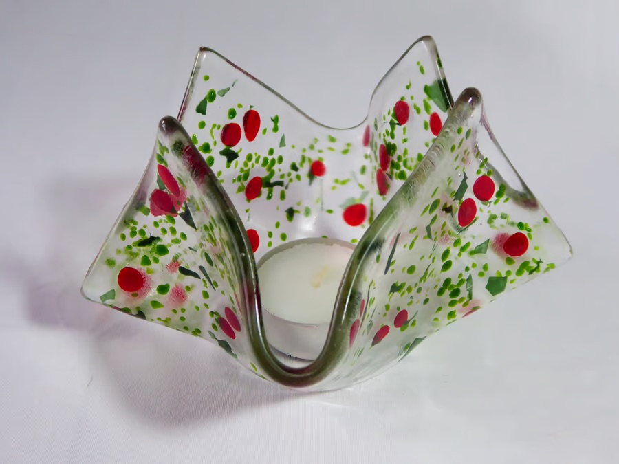 Christmas tealight holder